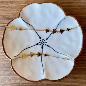 Stella and Dot Alexia Gold Tone Triangle Necklace (39”)